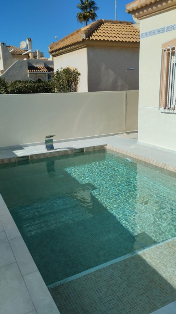Villa in Torrevieja, Alicante, Spain 2 bedrooms, 51 sq.m. No. 199116