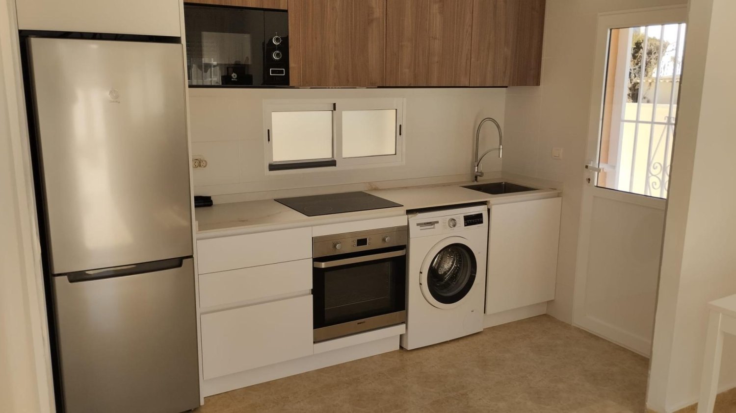 Villa in Torrevieja, Alicante, Spain 2 bedrooms, 51 sq.m. No. 199116