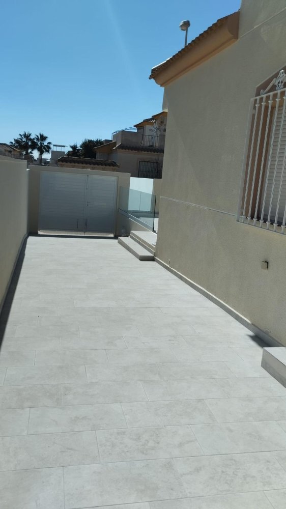 Villa in Torrevieja, Alicante, Spain 2 bedrooms, 51 sq.m. No. 199116