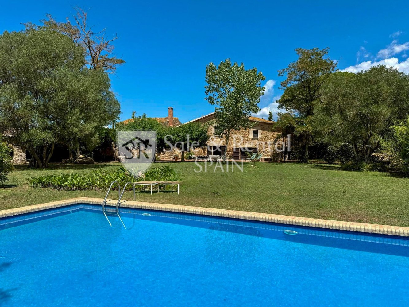 Māja Girona, Spānijā 7 istabas, 615 m2 Nr. 166447