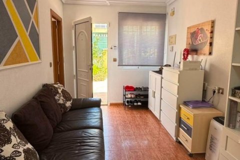 Bungalow a La Mata, Alicante, Spagna 3 camere da letto, 78 mq. N° 198306