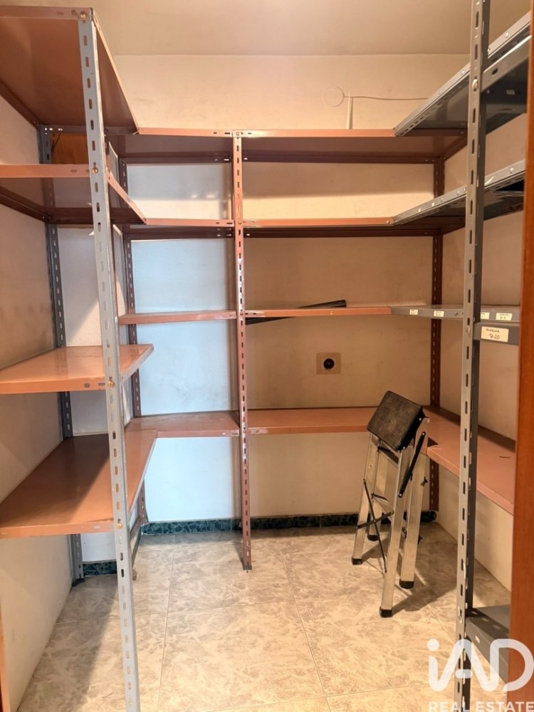 Commercial property in Leon, Spain 71 sq.m. No. 199512