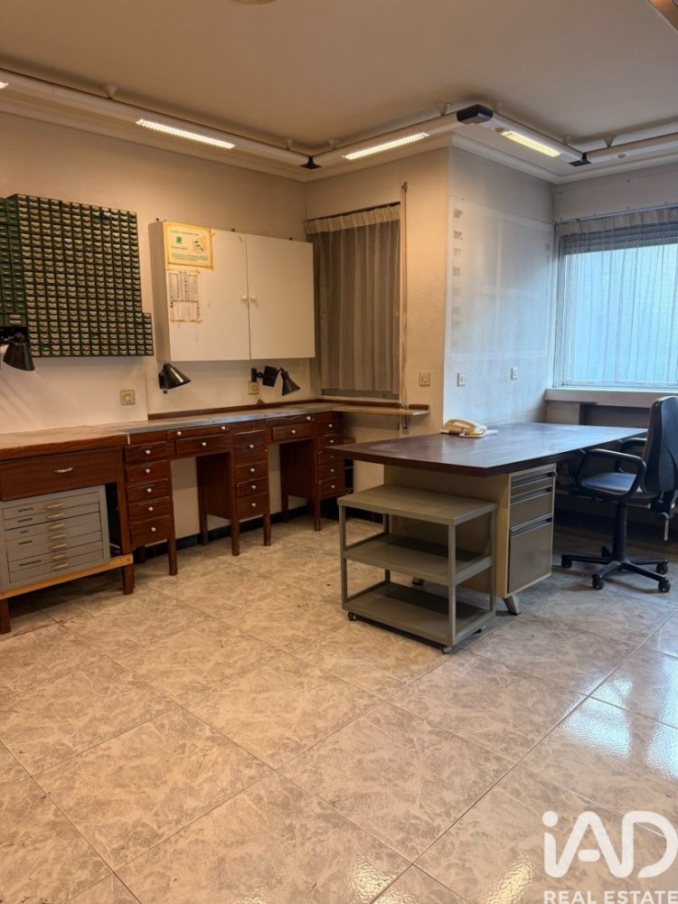 Commercial property in Leon, Spain 71 sq.m. No. 199512