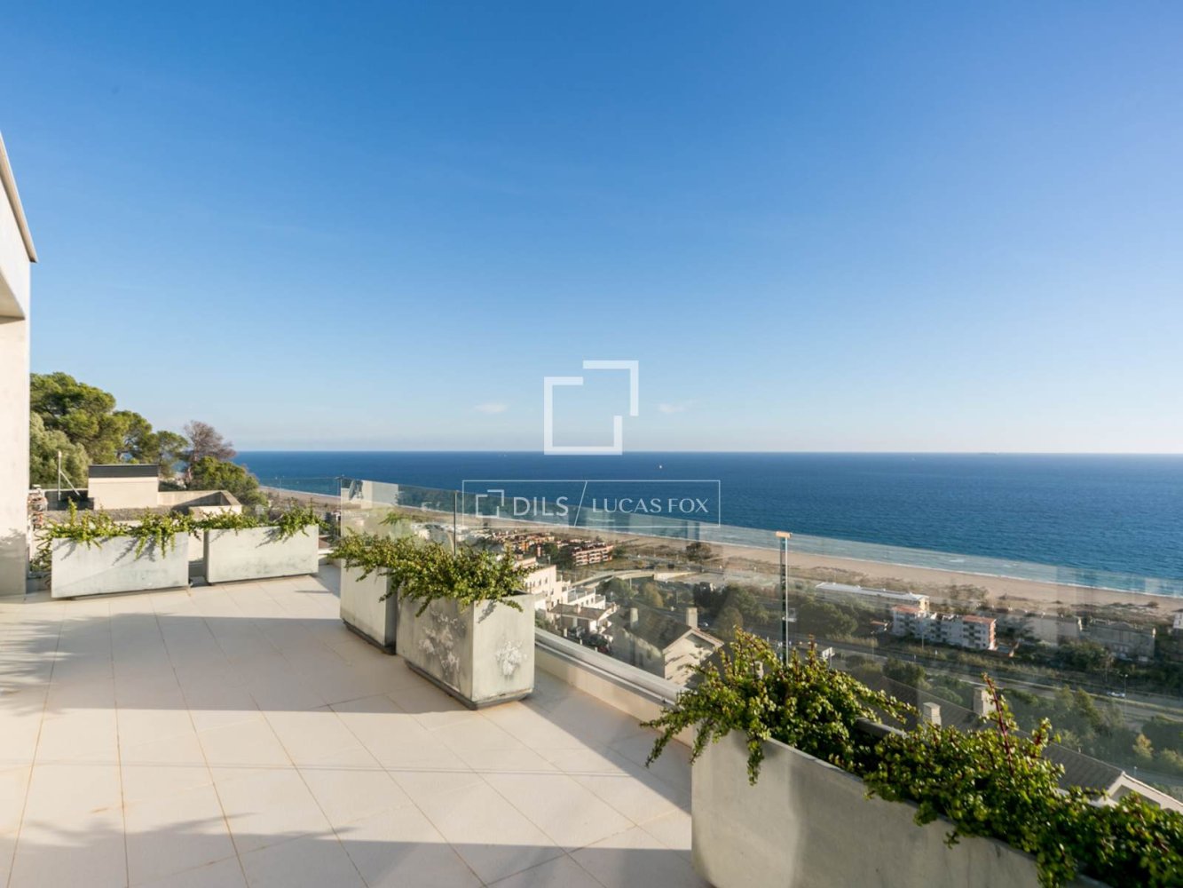 Villa en Castelldefels, Barcelona, España 6 dormitorios, 400 m2 No. 199891