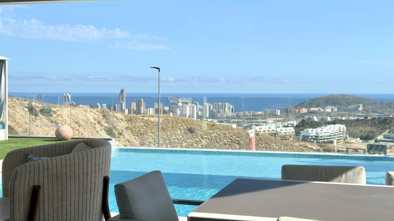 Villa in Finestrat, Alicante, Spain 324 sq.m. No. 199013