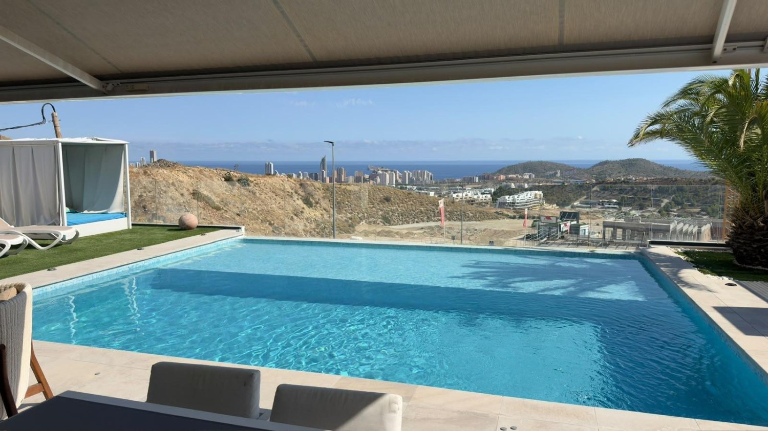 Villa in Finestrat, Alicante, Spain 324 sq.m. No. 199013