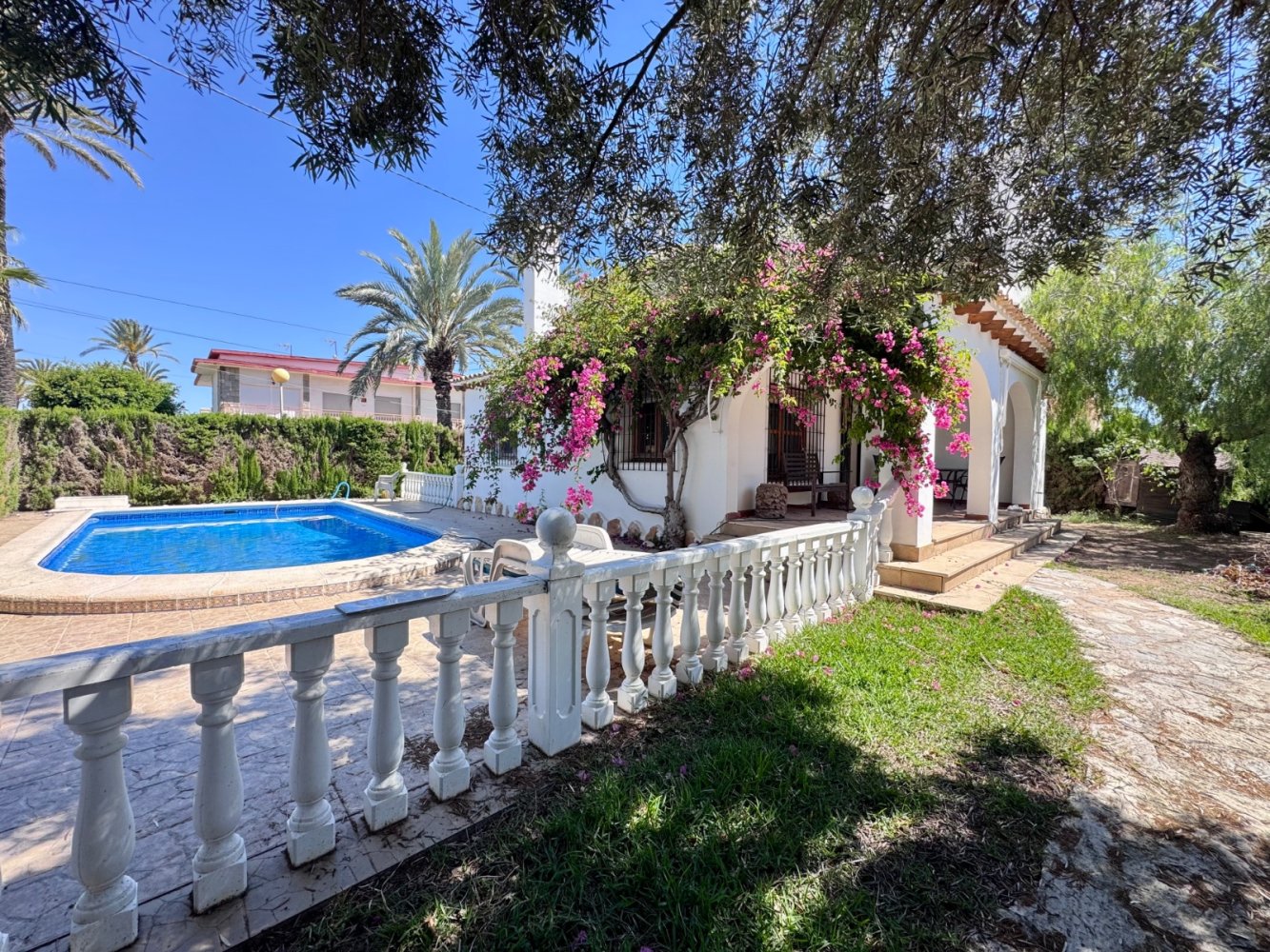 Villa à Alicante, Espagne 4 chambres, 133 m2 No. 189615