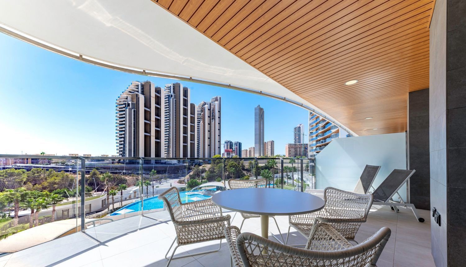 Apartament w Benidorm, Alicante, Hiszpania 2 sypialnie, 100 mkw. nr 197959
