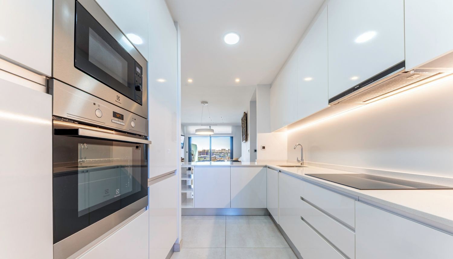 Apartament w Benidorm, Alicante, Hiszpania 2 sypialnie, 100 mkw. nr 197959