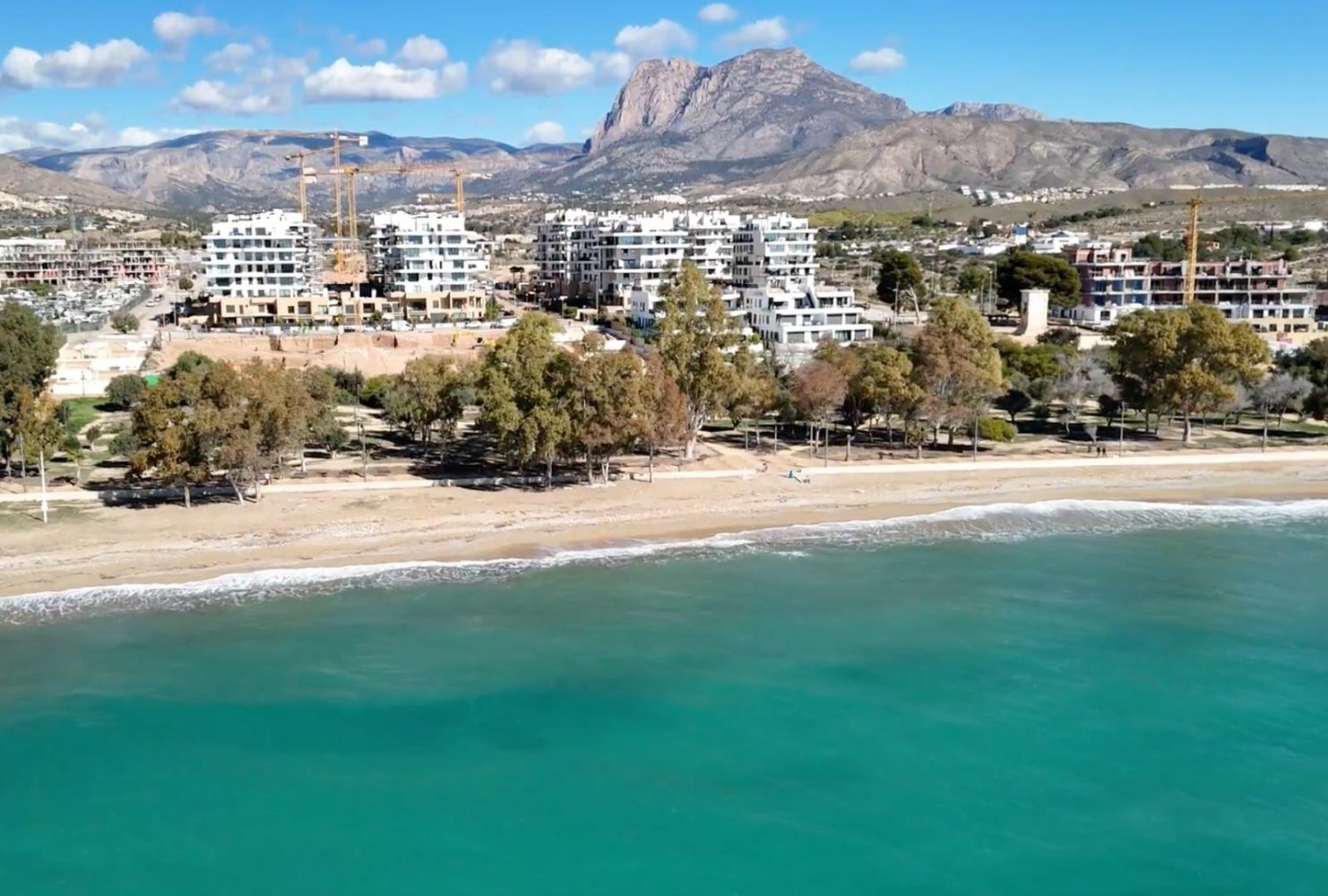 Appartamento a Villajoyosa, Alicante, Spagna 3 camere da letto, 265.1 mq. N° 117009