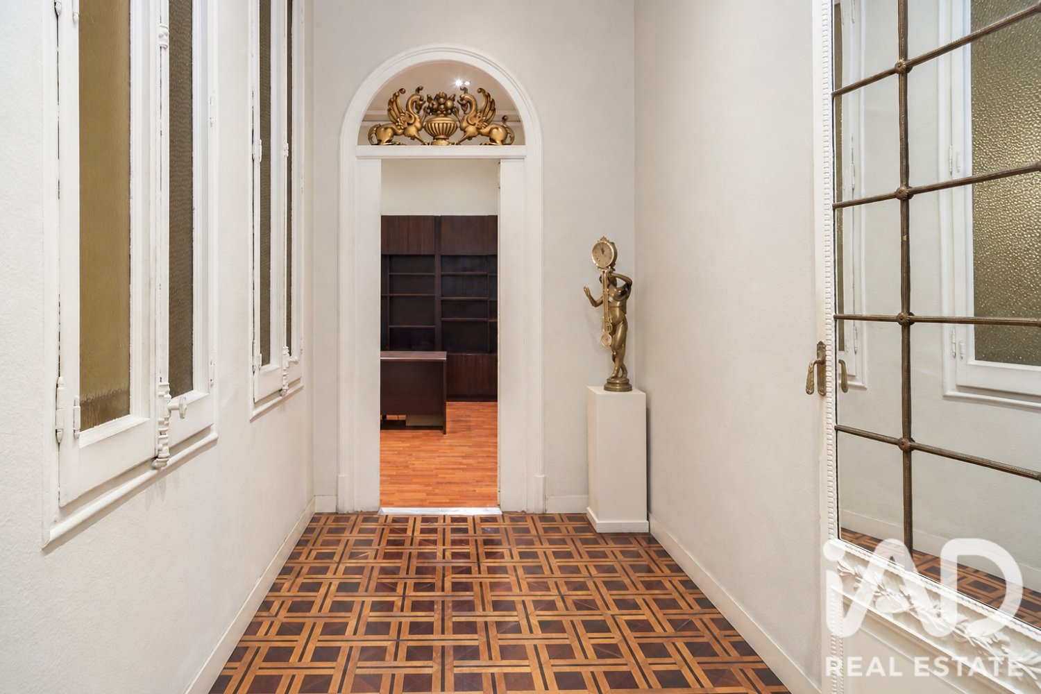 Wohnung in Barcelona, Spanien 5 Schlafzimmer, 338 m2 Nr. 197850