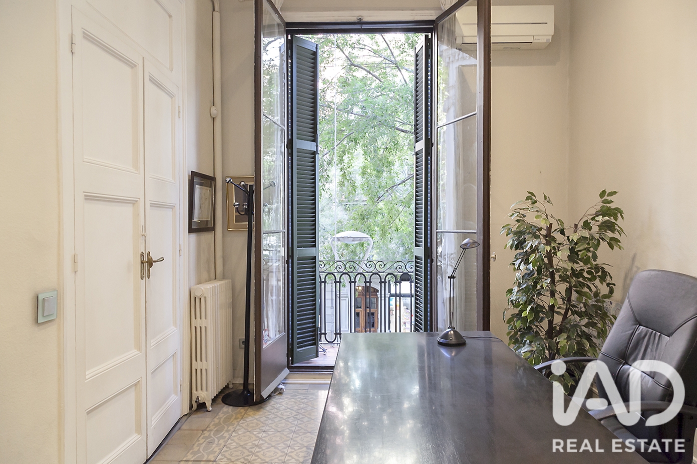 Wohnung in Barcelona, Spanien 5 Schlafzimmer, 338 m2 Nr. 197850