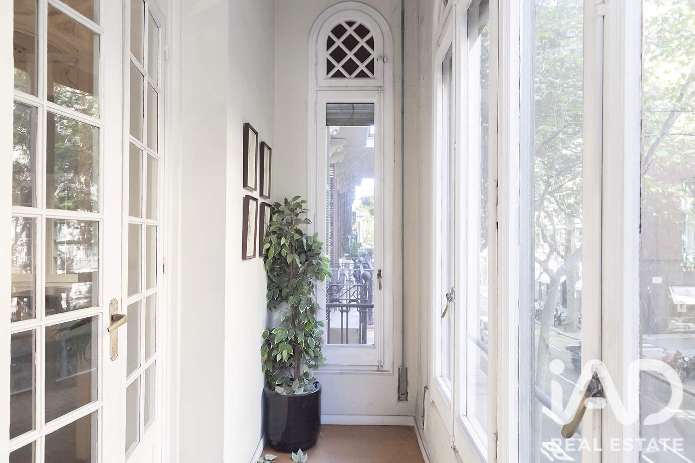 Wohnung in Barcelona, Spanien 5 Schlafzimmer, 338 m2 Nr. 197850