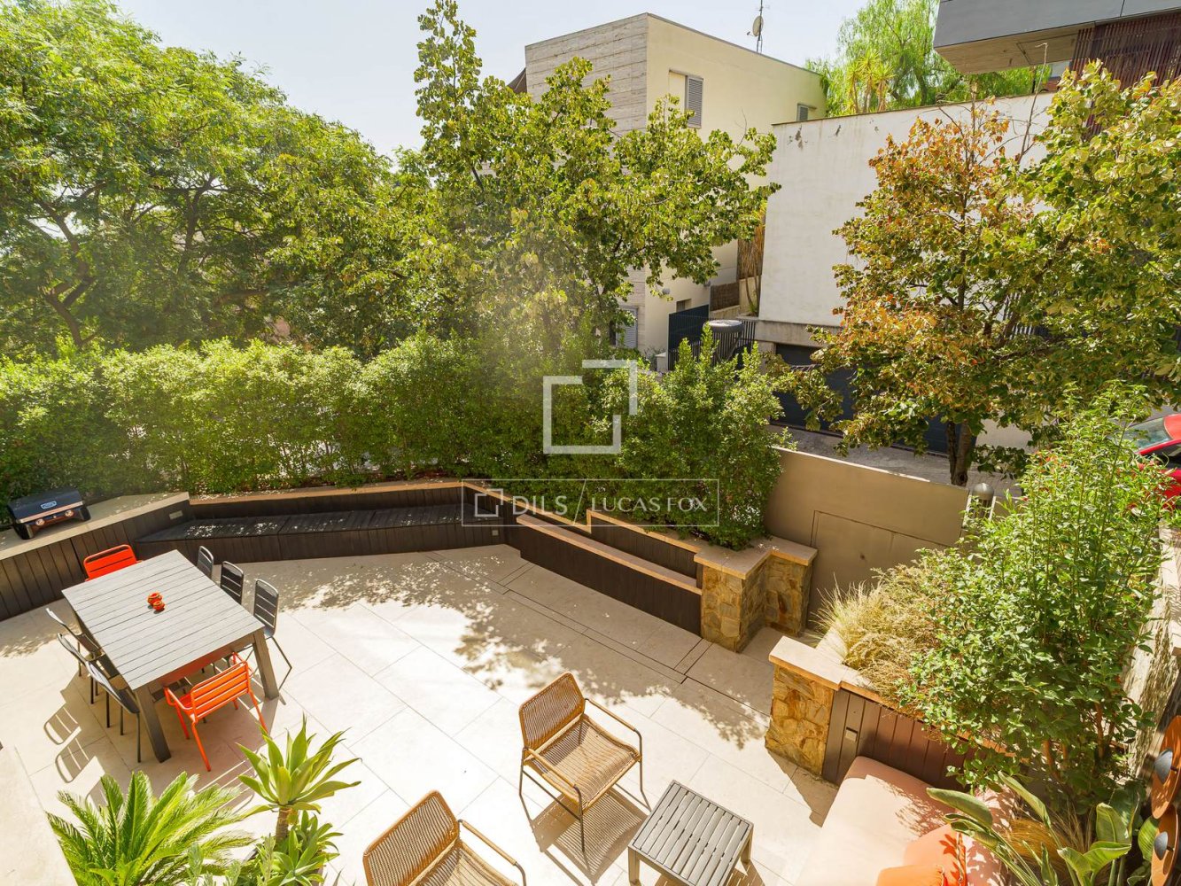 Villa a Barcelona, Spagna 4 camere da letto, 326 mq. N° 197108