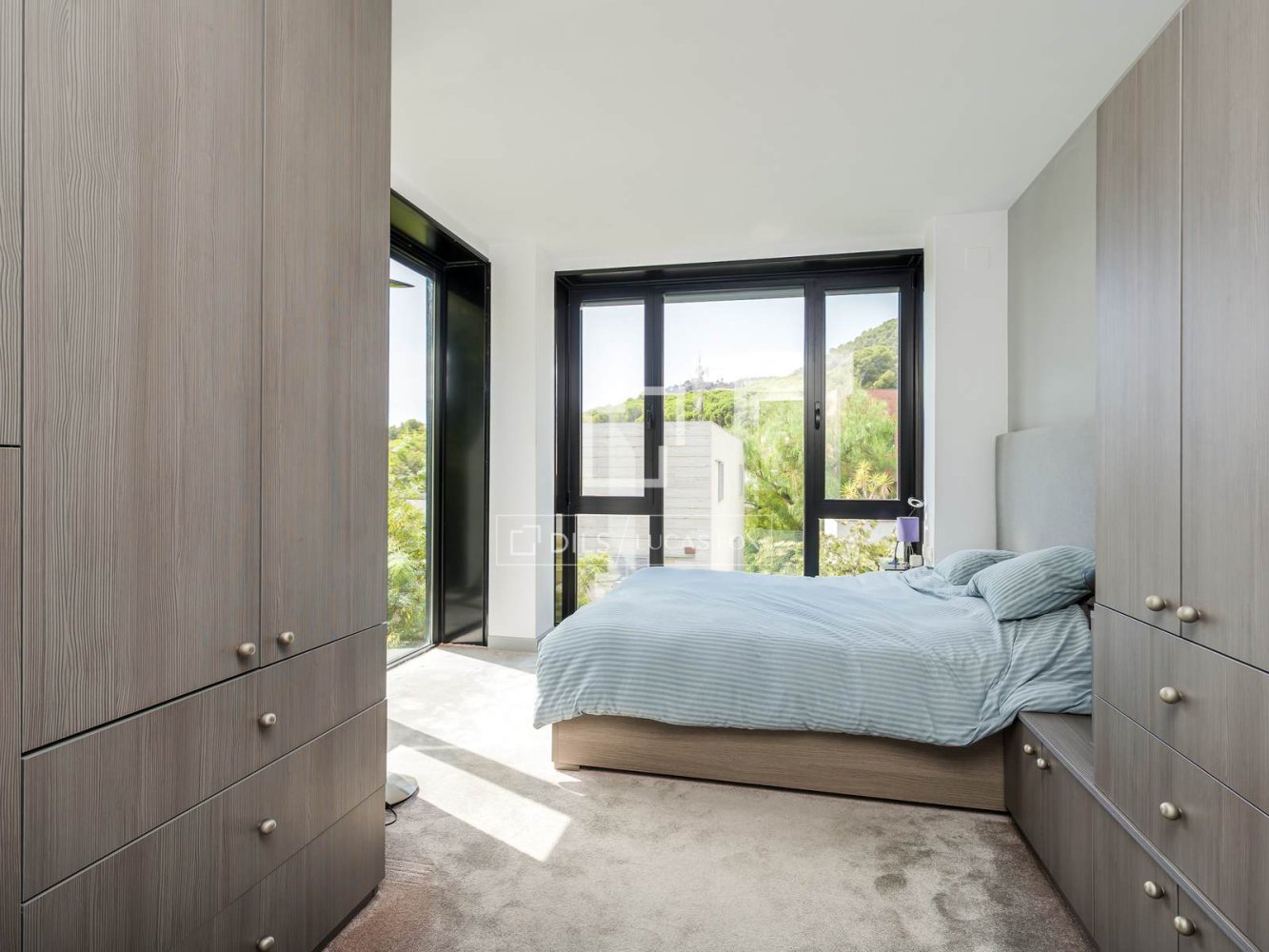 Villa a Barcelona, Spagna 4 camere da letto, 326 mq. N° 197108