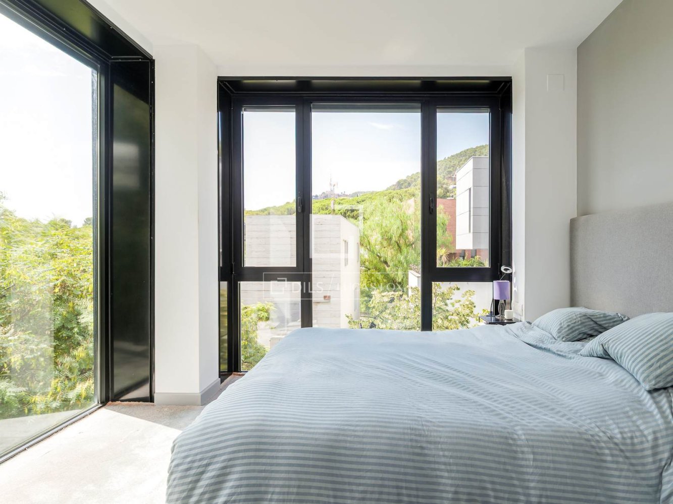Villa a Barcelona, Spagna 4 camere da letto, 326 mq. N° 197108