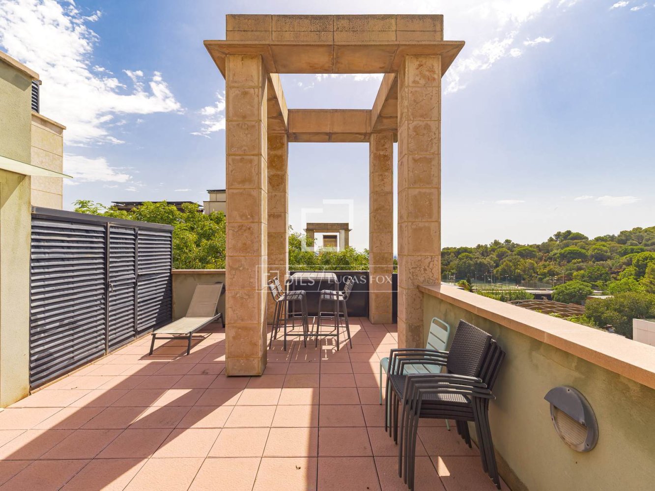 Villa a Barcelona, Spagna 4 camere da letto, 326 mq. N° 197108