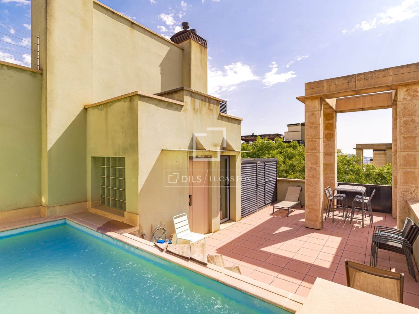 Villa a Barcelona, Spagna 4 camere da letto, 326 mq. N° 197108