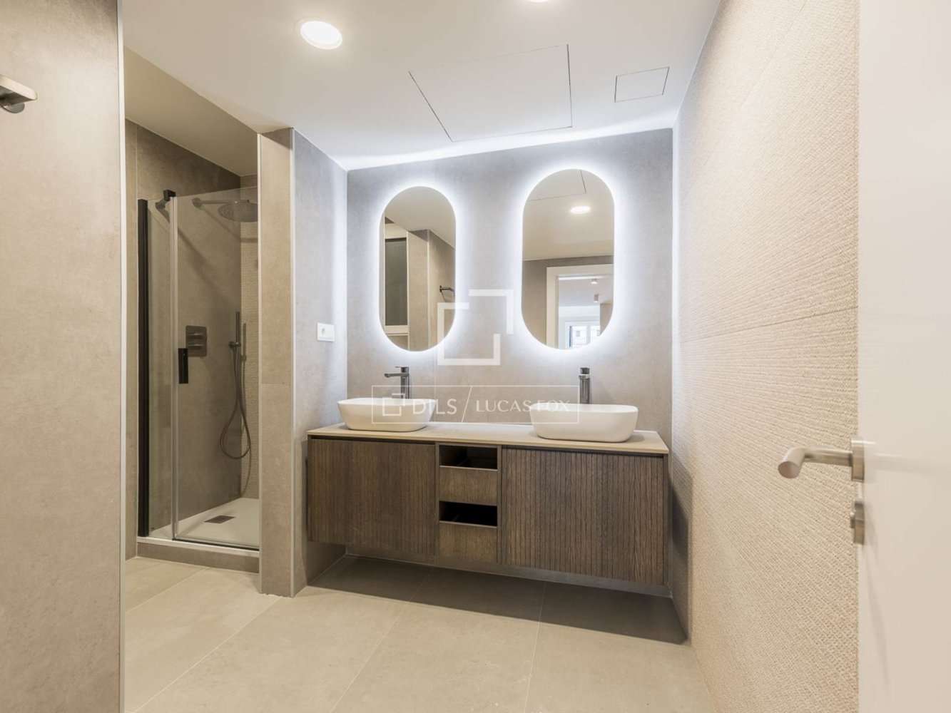 Квартира в Барселона, Испания 3 спальни, 150м2 №150534