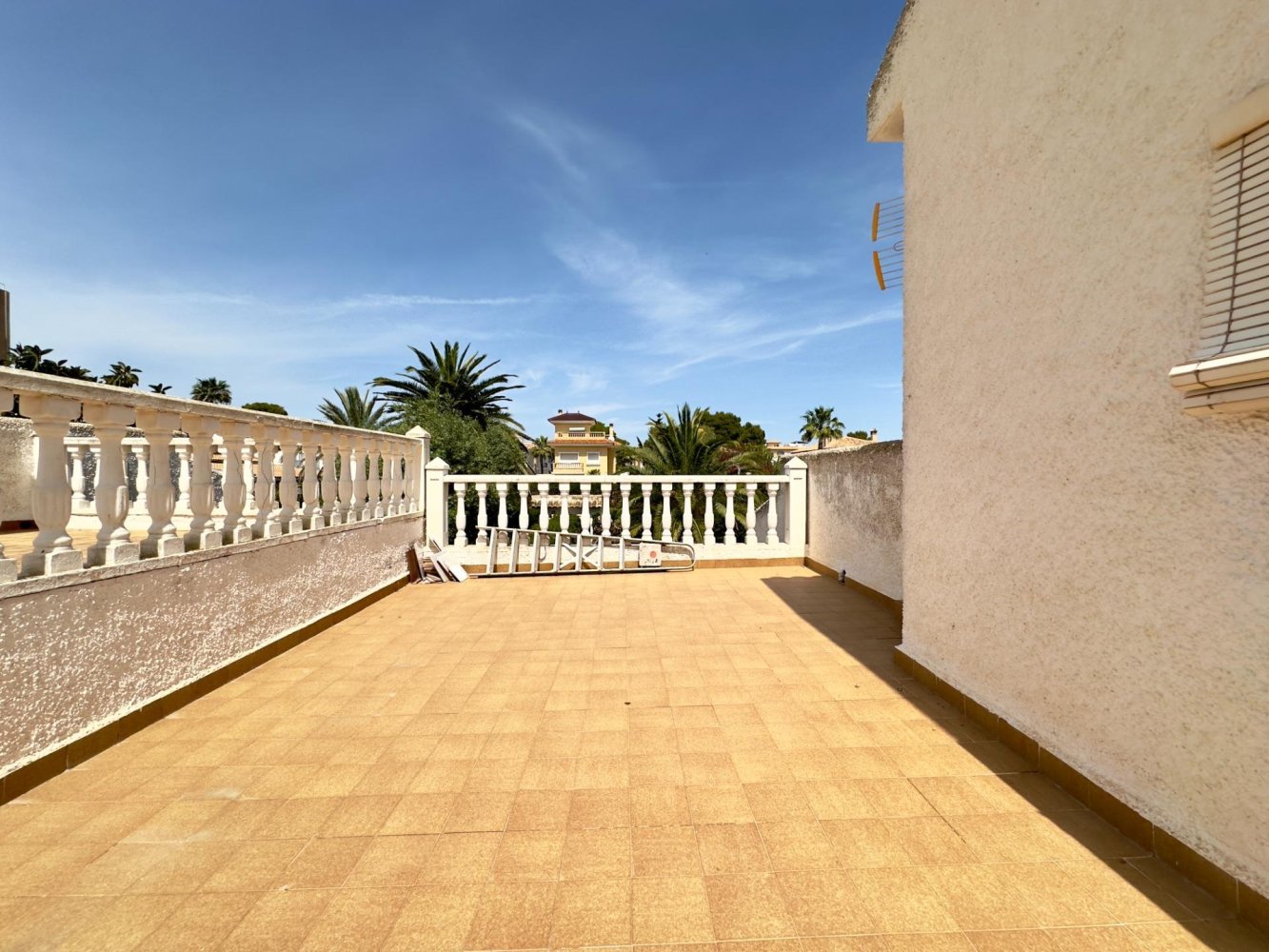 Villa a Cabo Roig, Alicante, Spagna 144 mq. N° 198127