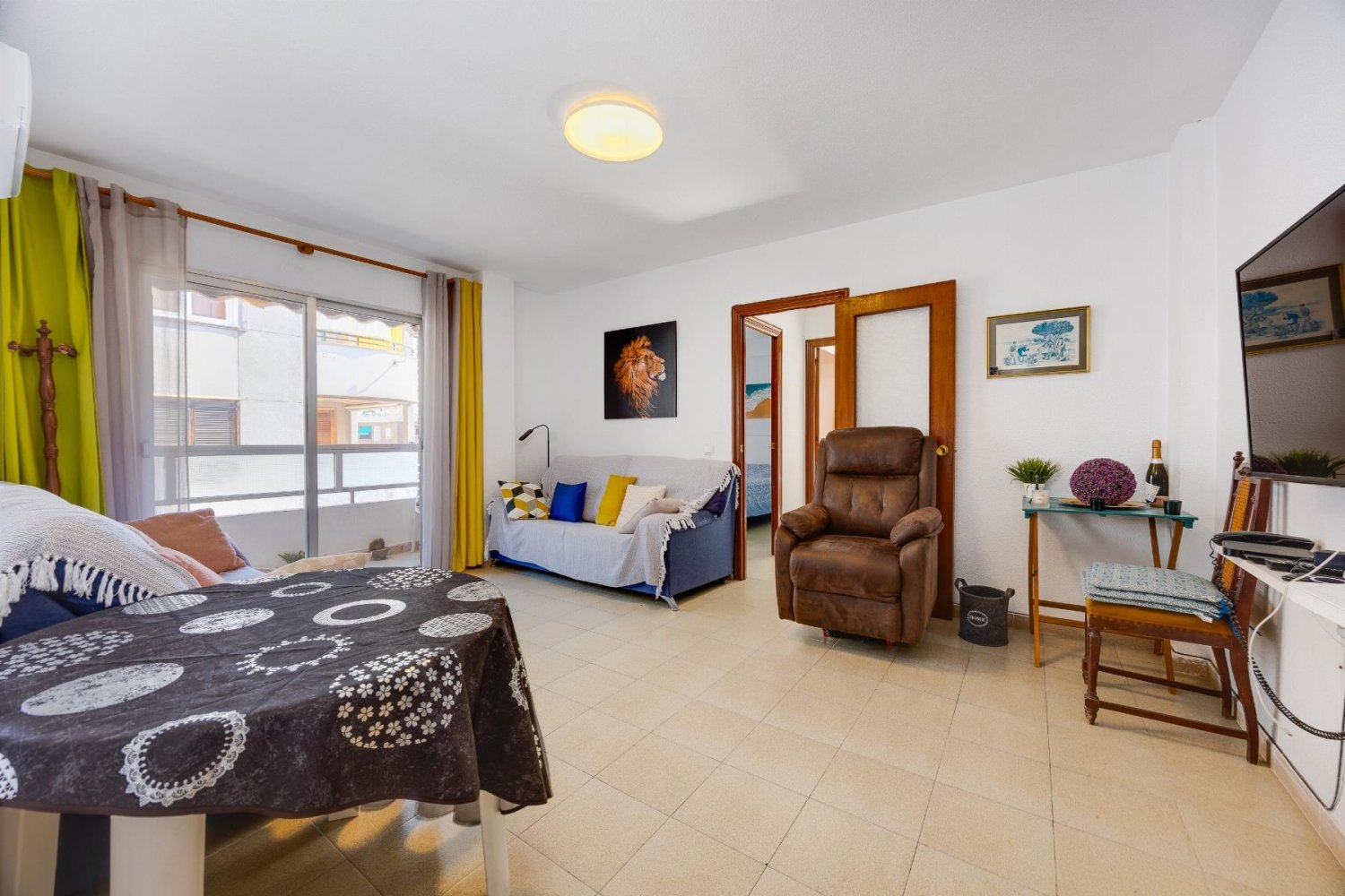 Apartment in Torrevieja, Alicante, Spain 70 sq.m. No. 197904