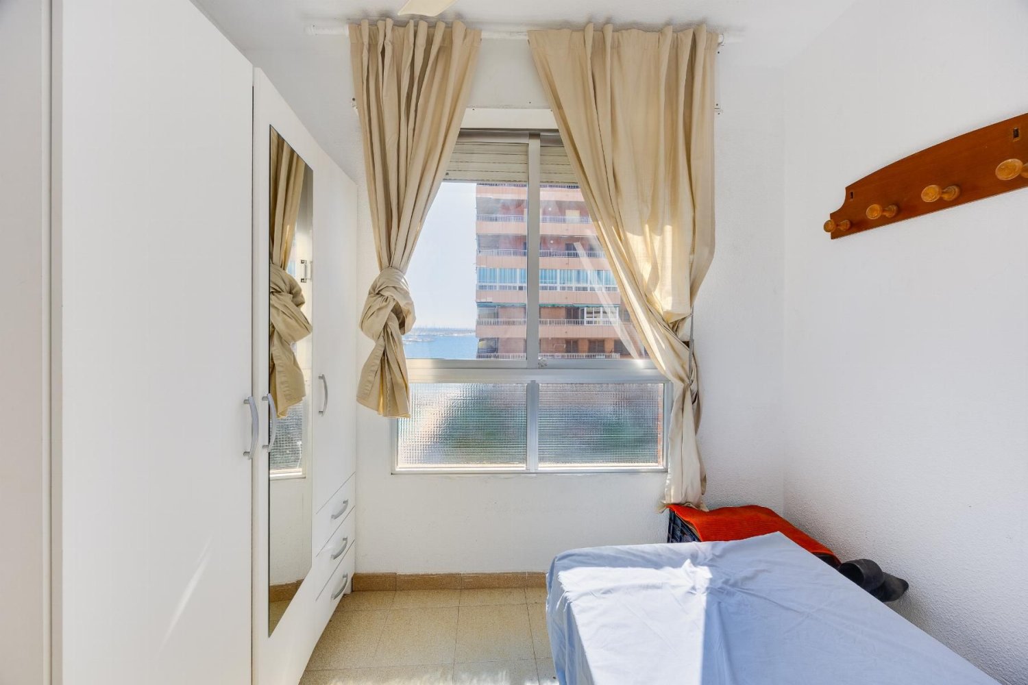 Apartment in Torrevieja, Alicante, Spain 70 sq.m. No. 197904