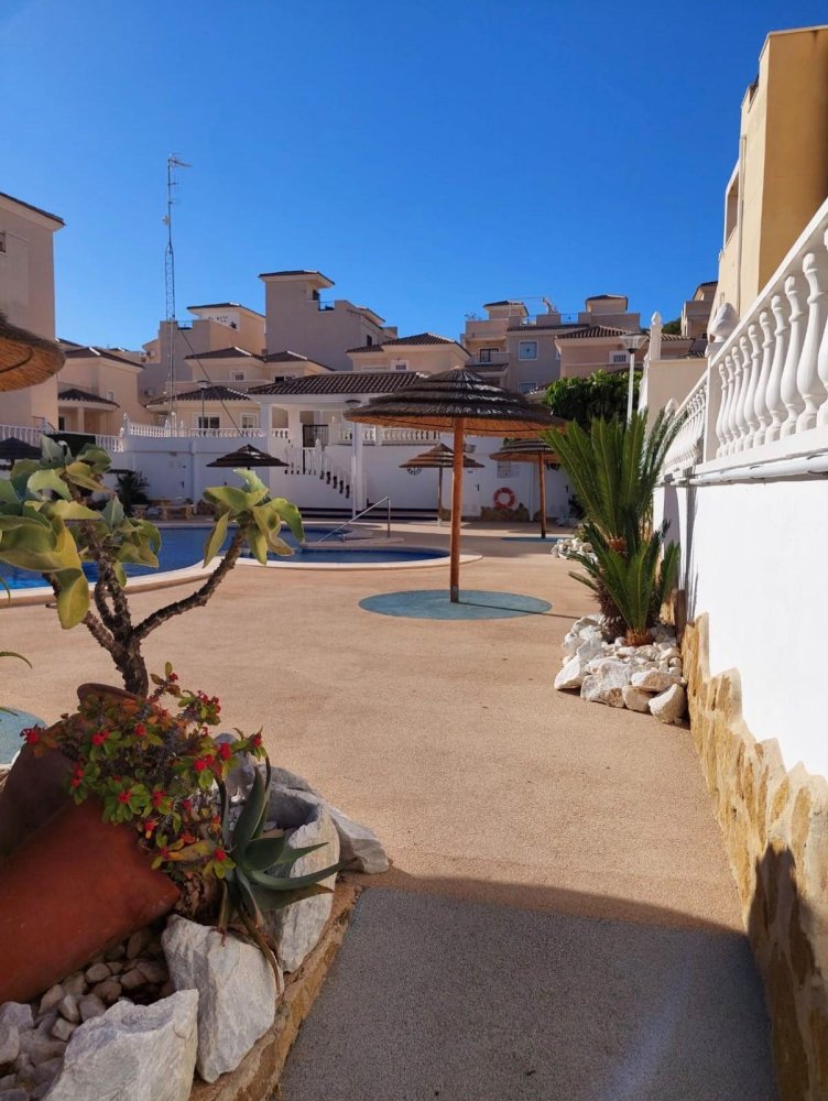 Paritalo San Miguel de Salinas, Alicante, Espanja 2 makuuhuonetta, 140 m2 No. 199024