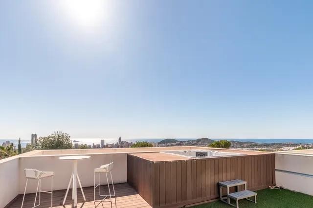 Villa en Benidorm, Alicante, España 3 dormitorios, 328 m2 No. 197077