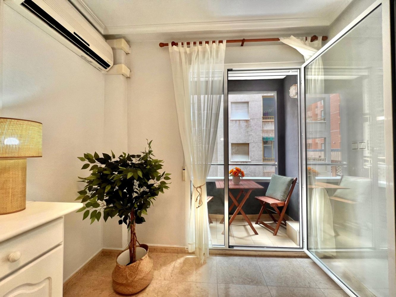 Apartament w Torrevieja, Alicante, Hiszpania 2 sypialnie, 88 mkw. nr 198154