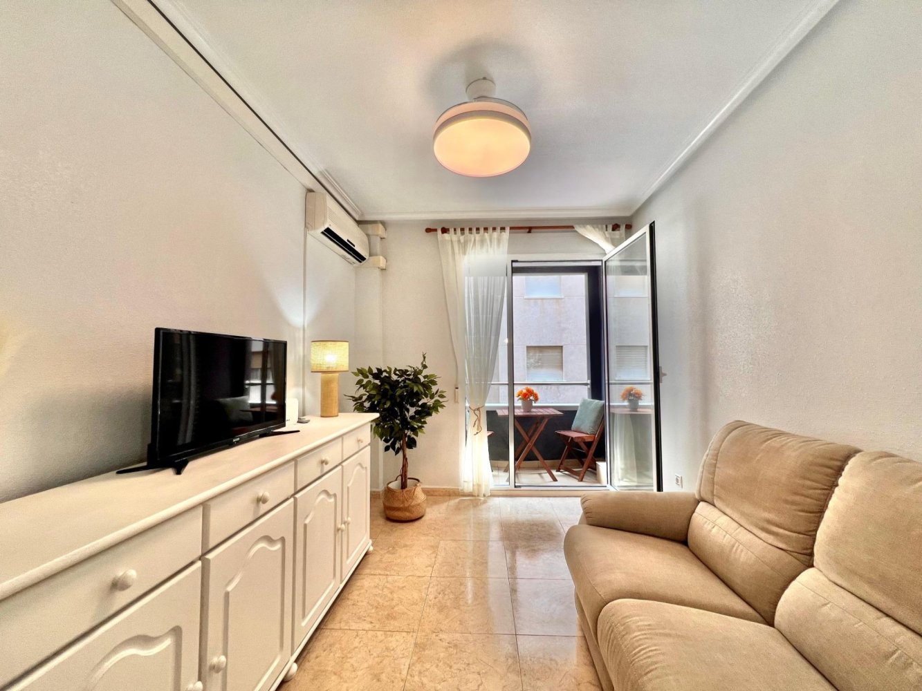 Apartament w Torrevieja, Alicante, Hiszpania 2 sypialnie, 88 mkw. nr 198154