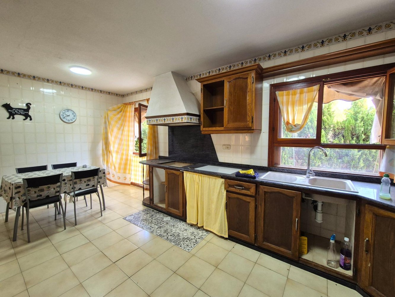 Hus i San Juan, Alicante, Spanien 4 sovrum, 360 kvm. Nr. 197047