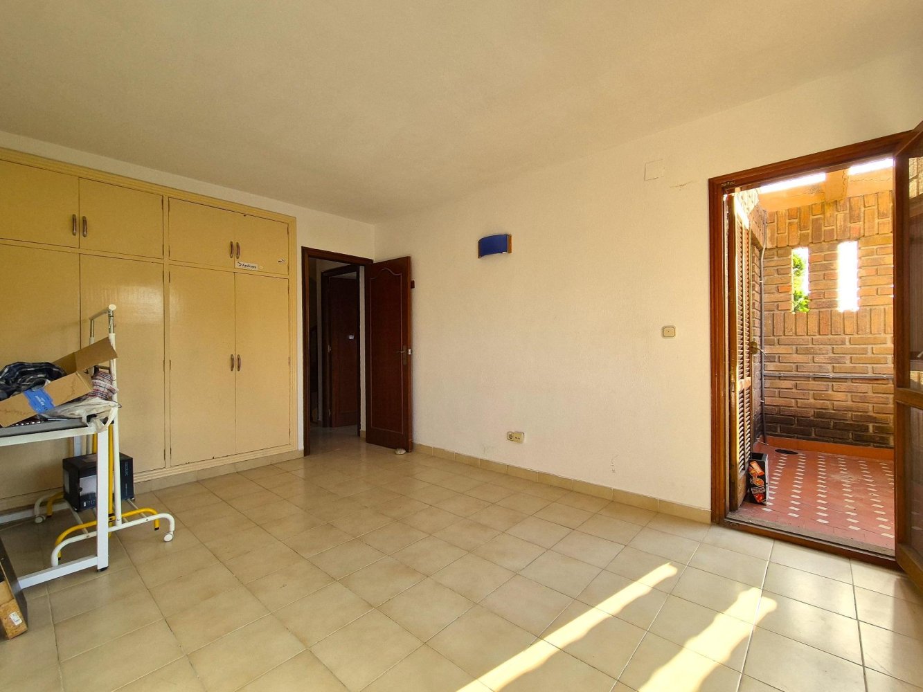 Hus i San Juan, Alicante, Spanien 4 sovrum, 360 kvm. Nr. 197047