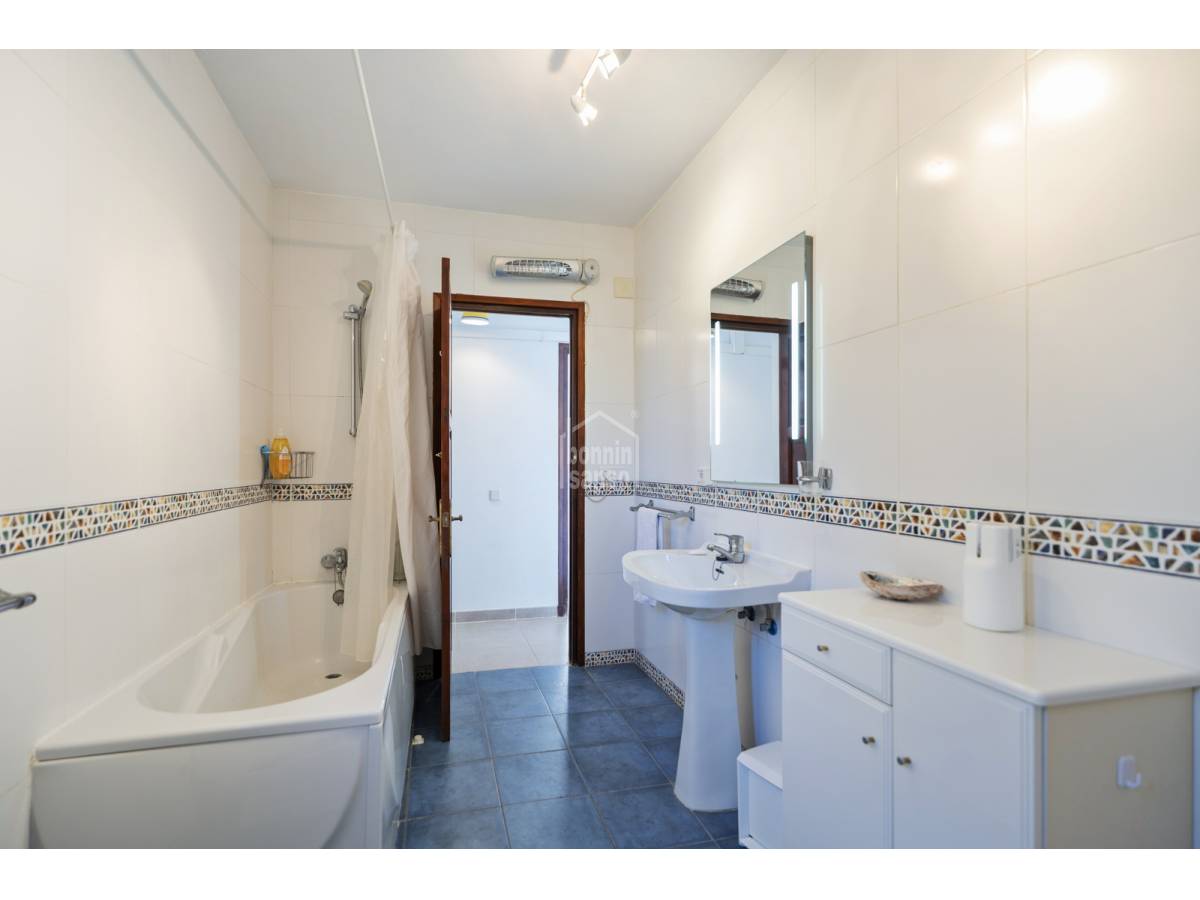 Villa in Port d'Addaya, Menorca, Spanien 3 Schlafzimmer, 189 m2 Nr. 197152