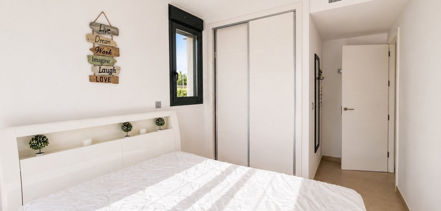 Apartment à Alicante, Espagne 3 chambres, 78 m2 No. 198022