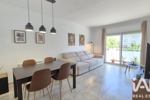 Apartment in Bellvei, Tarragona, Spain 3 bedrooms, 120 sq.m. No. 199613