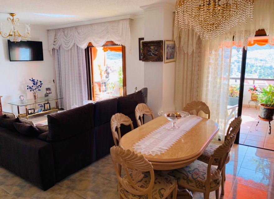 Dzīvoklis Los Cristianos, Tenerife, Spānijā 3 istabas, 144 m2 Nr. 199909