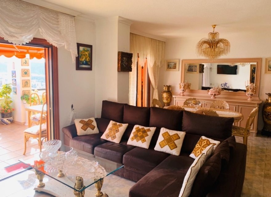 Dzīvoklis Los Cristianos, Tenerife, Spānijā 3 istabas, 144 m2 Nr. 199909