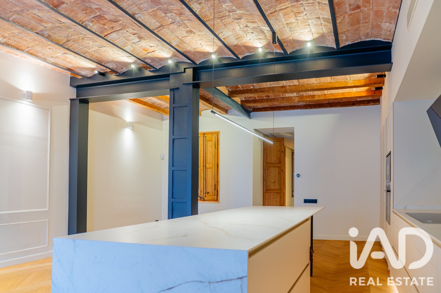 Apartment in Barcelona, Spain 3 bedrooms, 176 sq.m. No. 199531