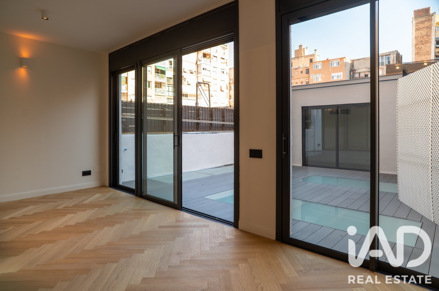 Apartment in Barcelona, Spain 3 bedrooms, 176 sq.m. No. 199531