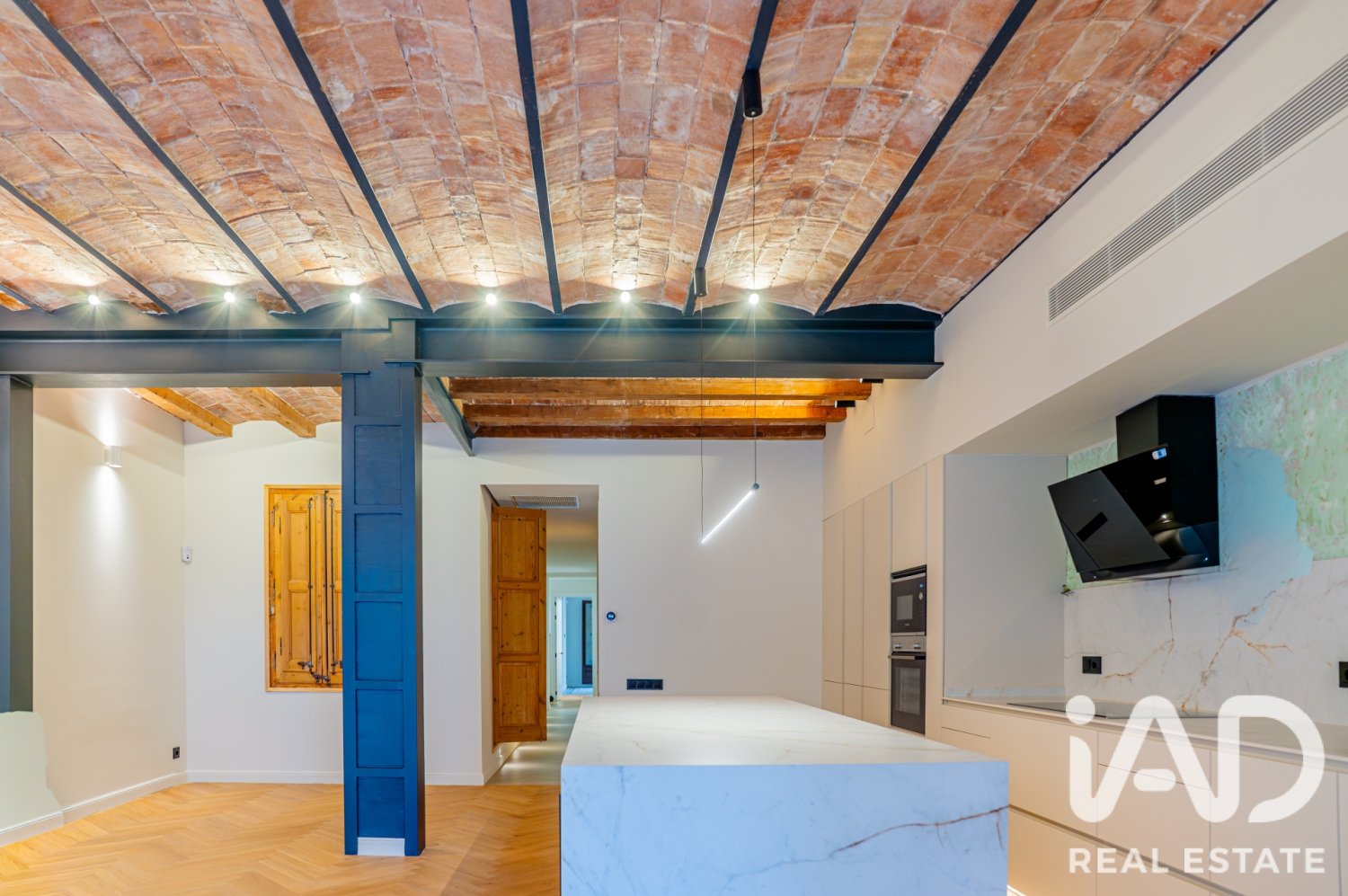 Apartment in Barcelona, Spain 3 bedrooms, 176 sq.m. No. 199531