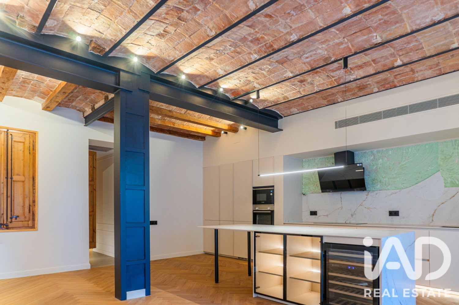 Apartment in Barcelona, Spain 3 bedrooms, 176 sq.m. No. 199531