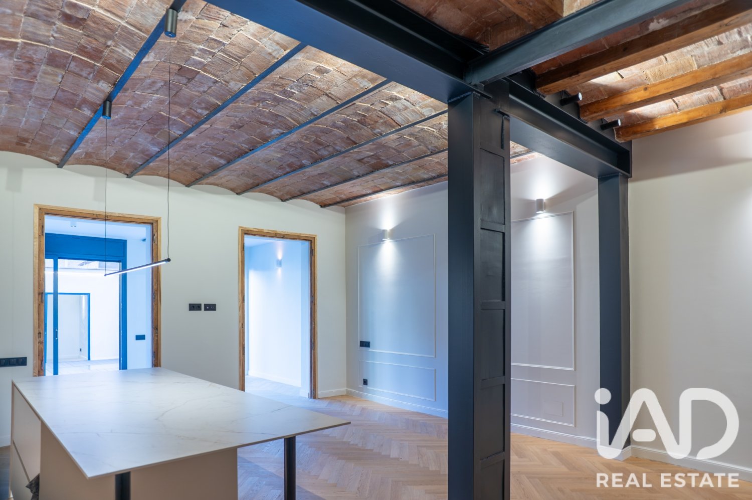 Apartment in Barcelona, Spain 3 bedrooms, 176 sq.m. No. 199531