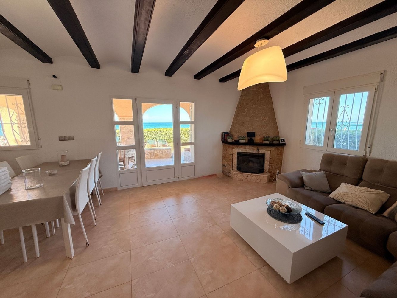 Villa a Denia, Alicante, Spagna 4 camere da letto, 175 mq. N° 198215