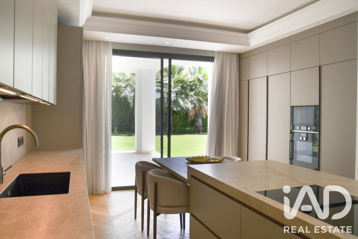 Māja Marbella, Malaga, Spānijā 6 istabas, 647 m2 Nr. 197745