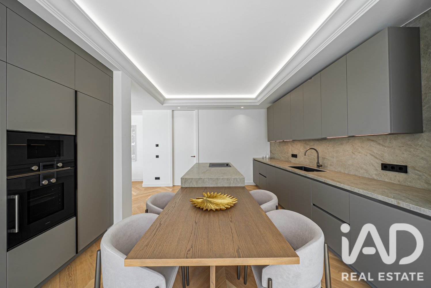 Māja Marbella, Malaga, Spānijā 6 istabas, 647 m2 Nr. 197745