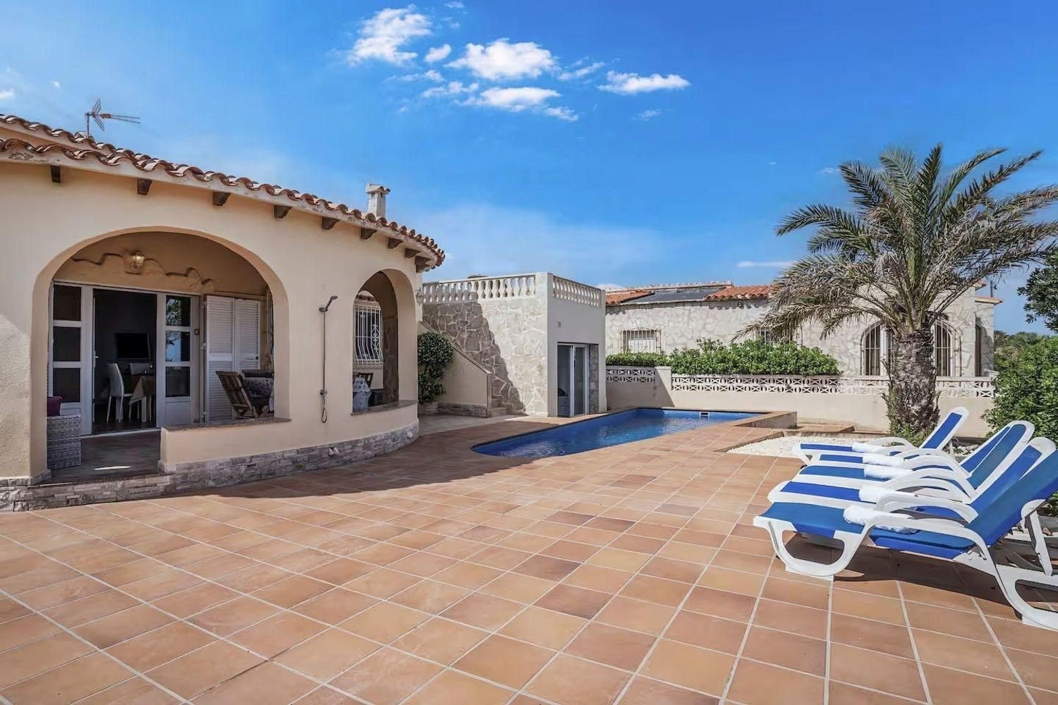 Villa en Dénia, Alicante, España 4 dormitorios, 175 m2 No. 197069