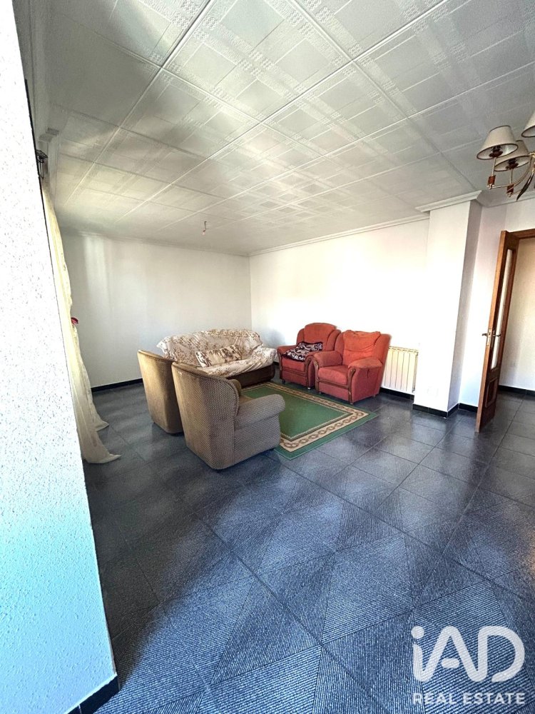 Apartment in La Baneza, Leon, Spain 3 bedrooms, 145 sq.m. No. 197835