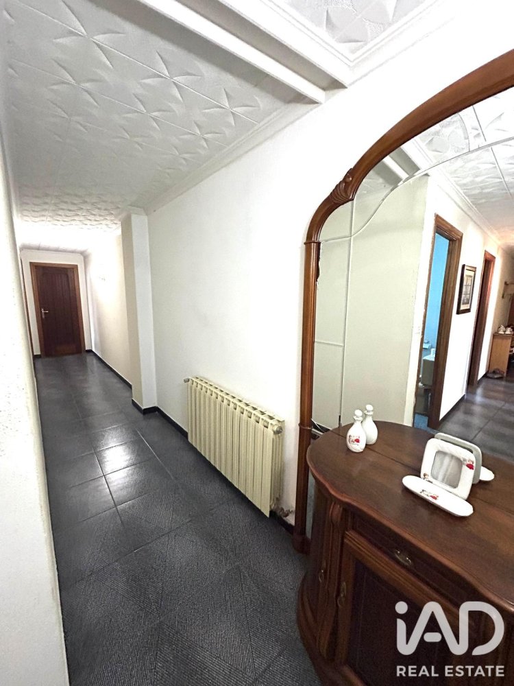 Apartment in La Baneza, Leon, Spain 3 bedrooms, 145 sq.m. No. 197835