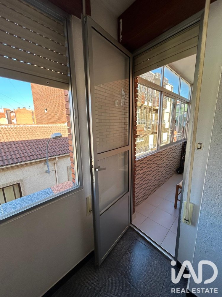 Apartment in La Baneza, Leon, Spain 3 bedrooms, 145 sq.m. No. 197835