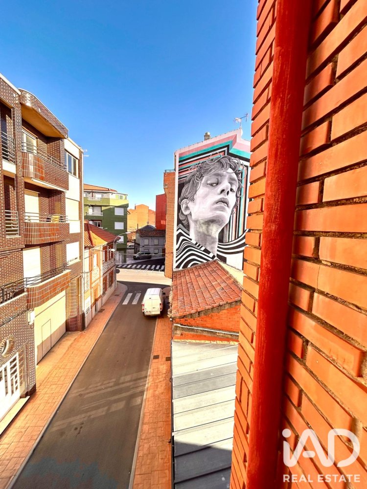 Apartment in La Baneza, Leon, Spain 3 bedrooms, 145 sq.m. No. 197835